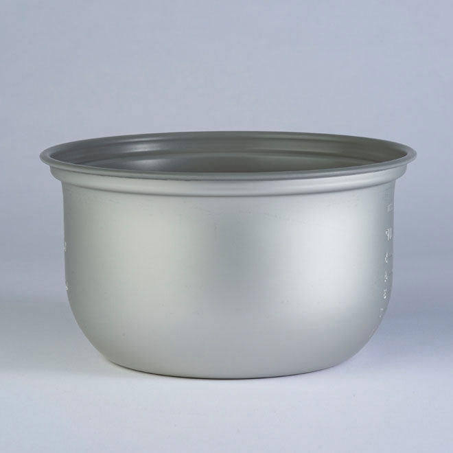 Pan (B211) for NS-RNC10 / RPC10 (5.5 Cup Model) *Not interchangeable with NRC-10 model C6