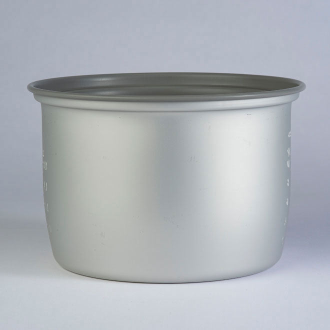 Pan (B226) for NS-RNC18A / RPC18 (10 Cup Model) *Not interchangeable with NRC-18 model K4